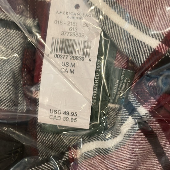 American Eagle Outfitters Men's medium Button Down Flannel, never worn - Picture 3 of 3